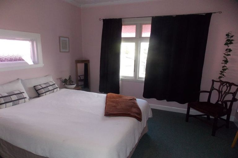 Photo of property in 27 Chelwood Street, Takaro, Palmerston North, 4412