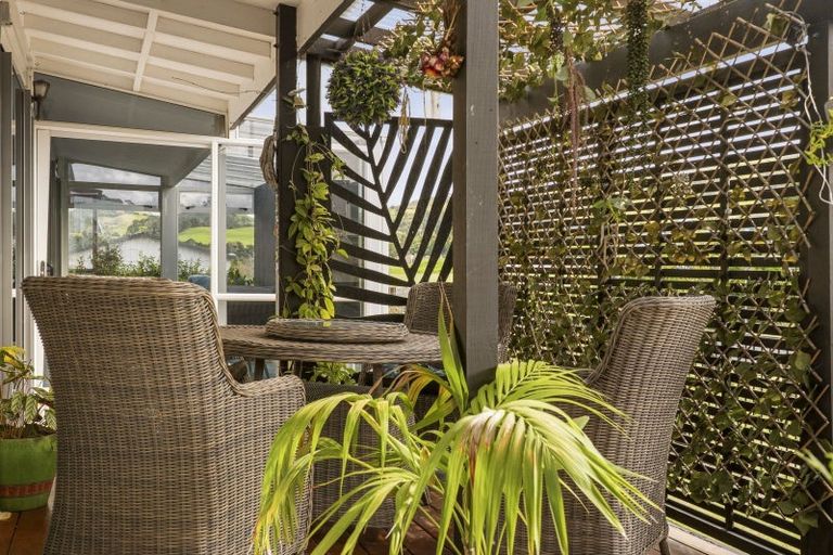 Photo of property in 10 Hillview Road, Waihi Beach, 3611