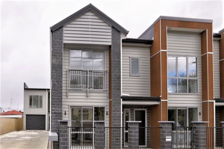 Photo of property in 4/113 Knighton Road, Hillcrest, Hamilton, 3216