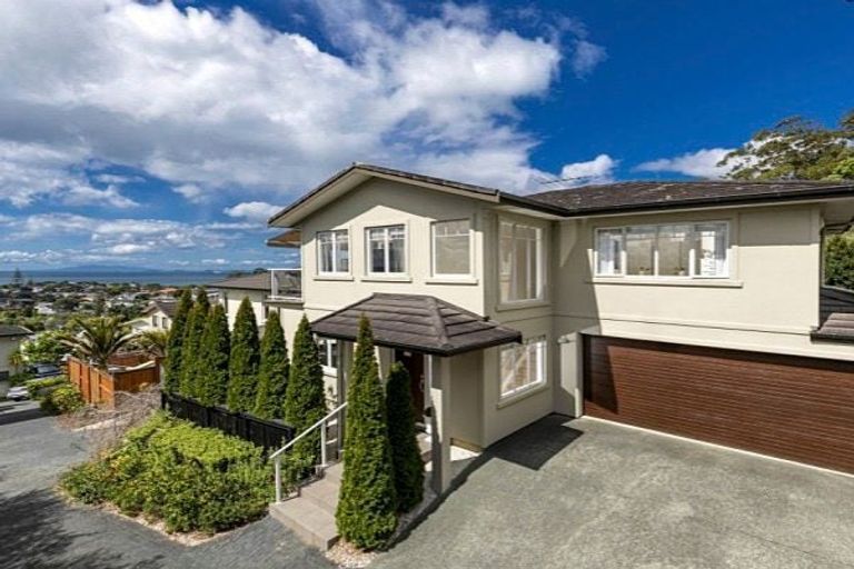 Photo of property in 235b East Coast Road, Mairangi Bay, Auckland, 0630