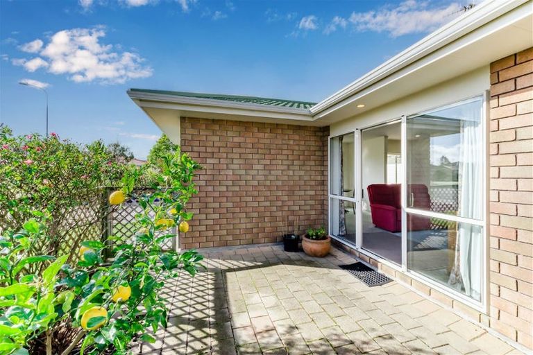 Photo of property in 9a Heihei Place, Paraparaumu, 5032