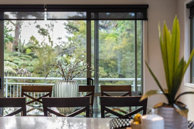 Photo of property in 103 Takahe Road, Titirangi, Auckland, 0604