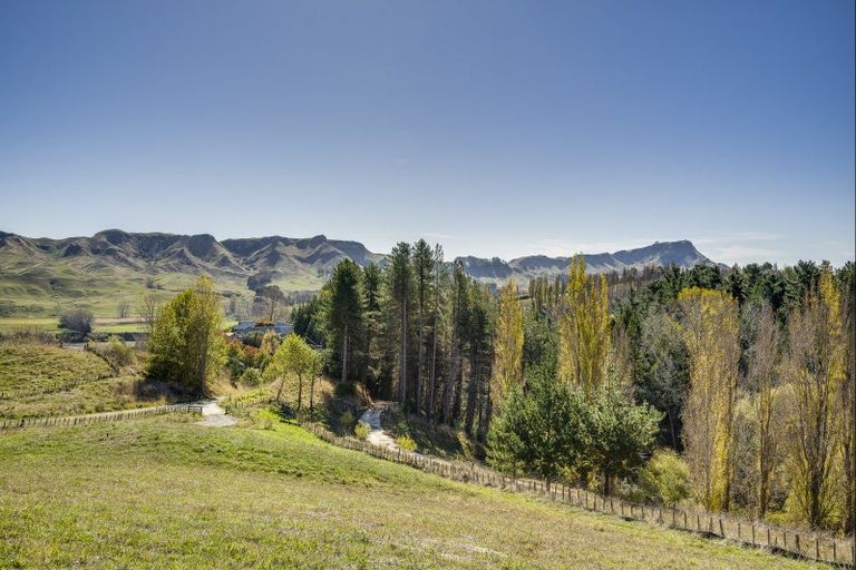 Photo of property in 27 Raratu Road, Kahuranaki, 4295