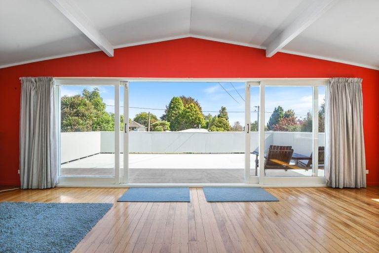 Photo of property in 15 Lynmore Avenue, Lynmore, Rotorua, 3010