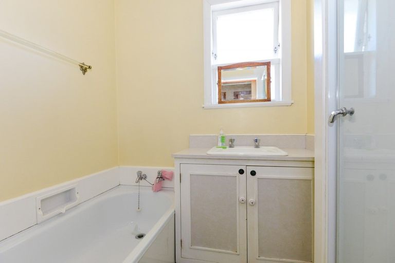 Photo of property in 602 Kaka Street, Camberley, Hastings, 4120