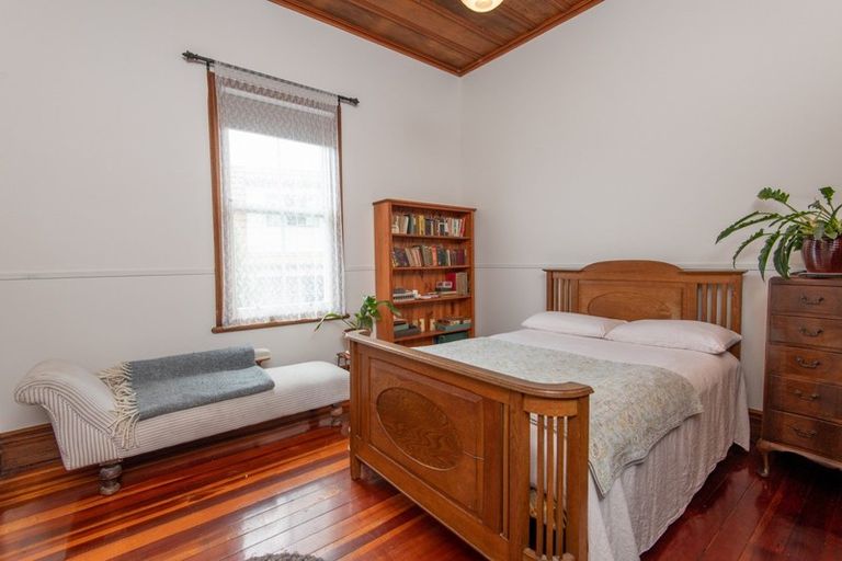 Photo of property in 57 Carlyle Street, Leamington, Cambridge, 3432