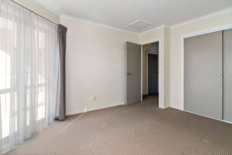 Photo of property in 29/64 Kawaha Point Road, Kawaha Point, Rotorua, 3010