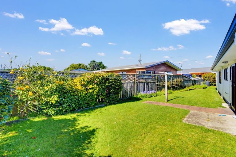 Photo of property in 10 Te Kupe Road, Paraparaumu Beach, Paraparaumu, 5032