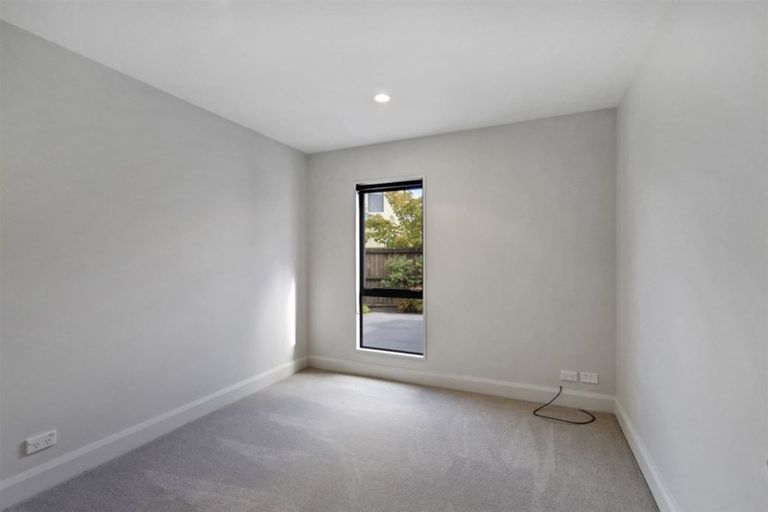 Photo of property in 5 Skyedale Drive, Harewood, Christchurch, 8051