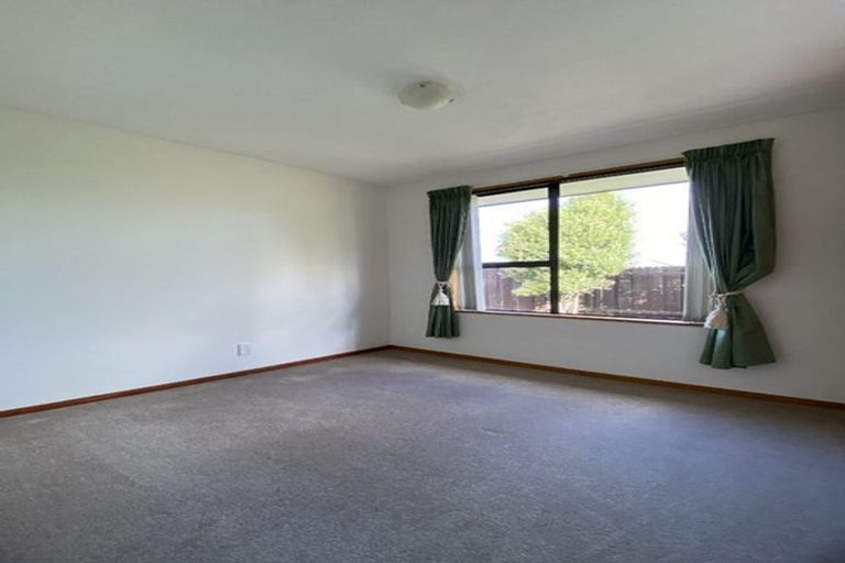 Photo of property in 1/51 Ben Nevis Drive, Broomfield, Christchurch, 8042