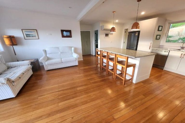 Photo of property in 14 Cluny Road, Plimmerton, Porirua, 5026