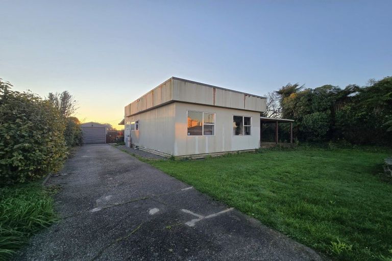 Photo of property in 19 Hoffman Street, Hokitika, 7810