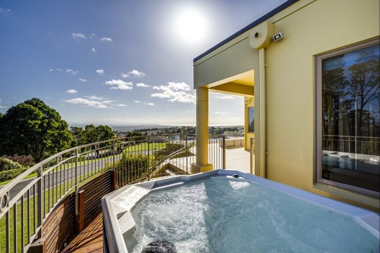 Photo of property in 245 Te Mata Peak Road, Havelock North, 4130