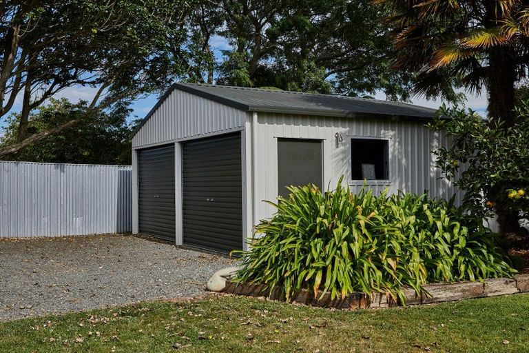Photo of property in 14 Kuku Street, Te Awanga, 4102