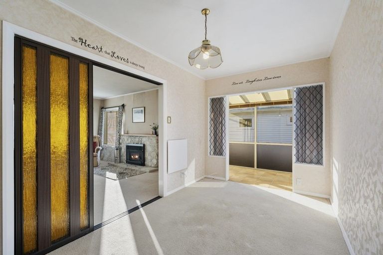 Photo of property in 47 Rawhiti Road, Pukerua Bay, 5026