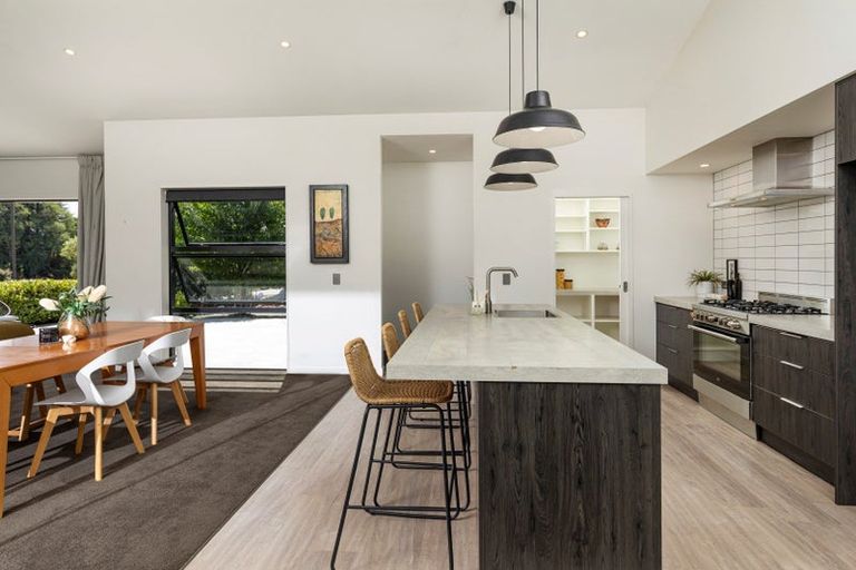 Photo of property in 15 Alice Burn Drive, Luggate, Wanaka, 9383