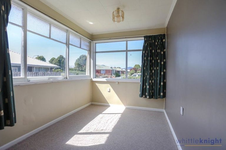 Photo of property in 10 Peverel Street, Riccarton, Christchurch, 8011