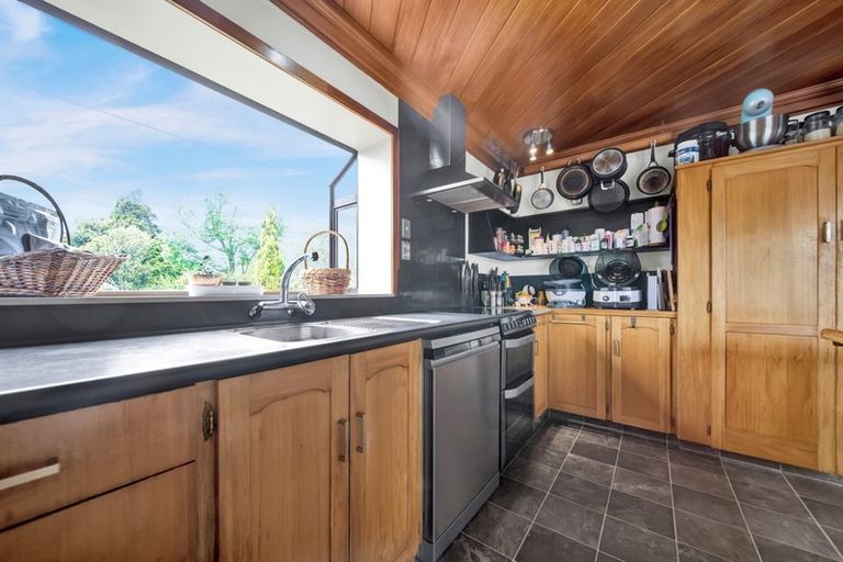 Photo of property in 24 Kahikatea Street, Inglewood, 4330