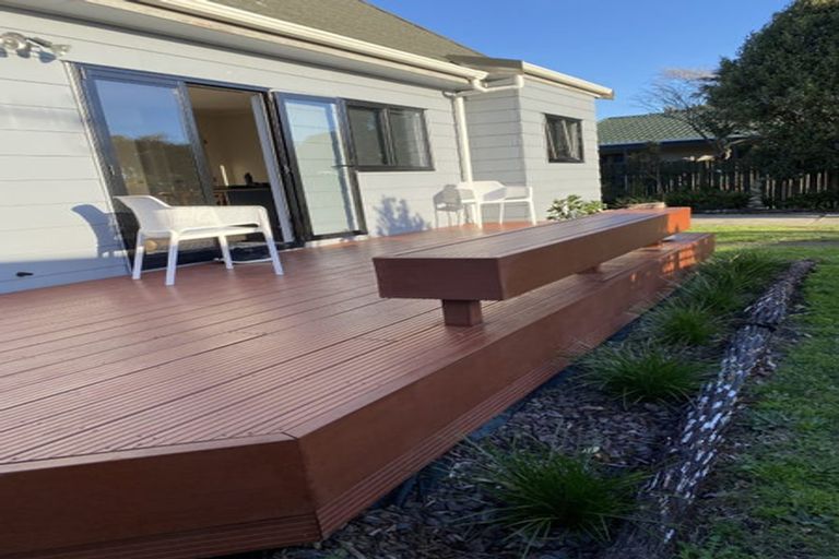 Photo of property in 27a Rosewood Place, Paraparaumu, 5032