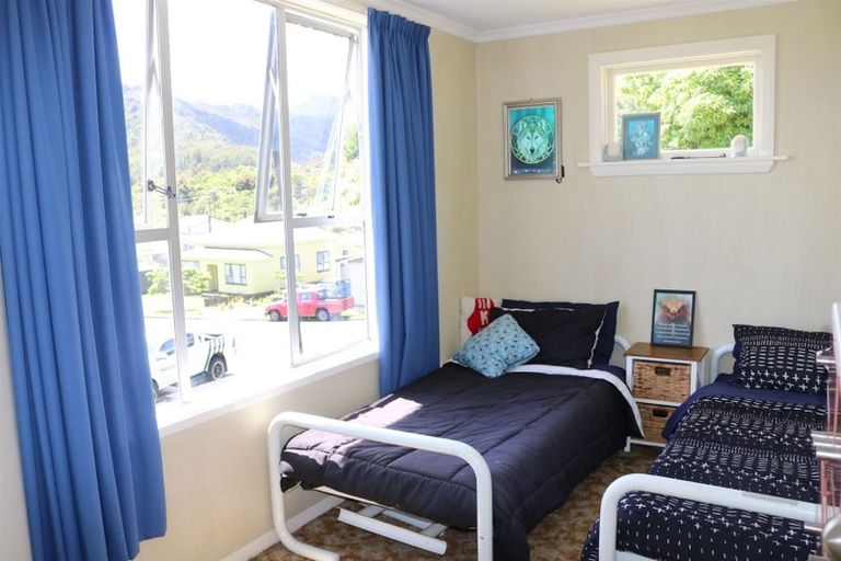 Photo of property in 9 Ross Street, Dunollie, Runanga, 7803