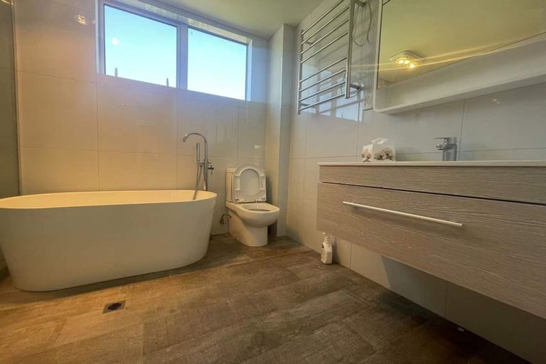 Photo of property in 85 Taurus Crescent, Beach Haven, Auckland, 0626