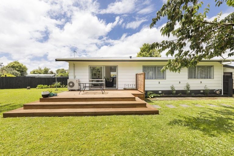 Photo of property in 10 Ashton Place, Highbury, Palmerston North, 4412