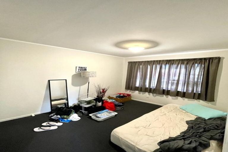 Photo of property in 3/8 Koromiko Street, New Lynn, Auckland, 0600