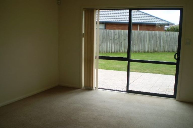 Photo of property in 3 Hawkins Place, Rangiora, 7400