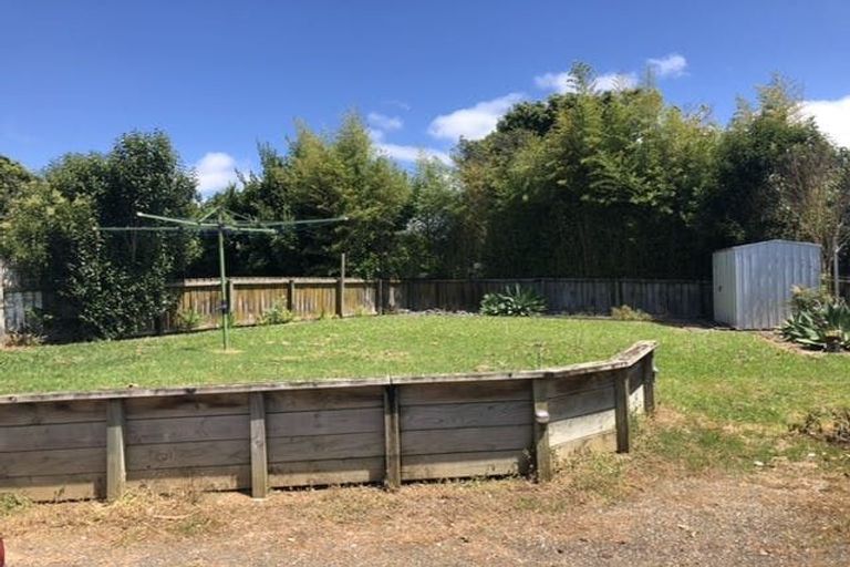 Photo of property in 32 Totara Street, Waiuku, 2123