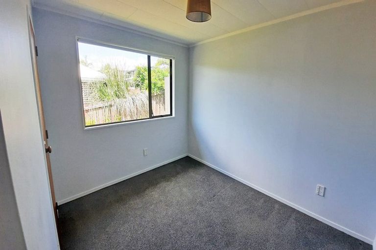 Photo of property in 6 Beverley Road, Stanmore Bay, Whangaparaoa, 0932