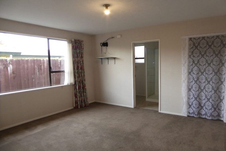 Photo of property in 22 Lodge Place, Ilam, Christchurch, 8041