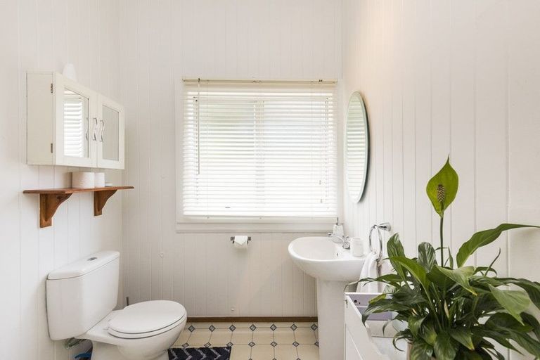 Photo of property in 800 Tremaine Avenue, Roslyn, Palmerston North, 4414