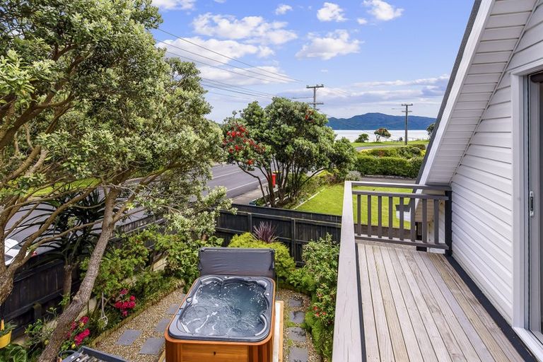 Photo of property in 58a Wharemauku Road, Raumati Beach, Paraparaumu, 5032