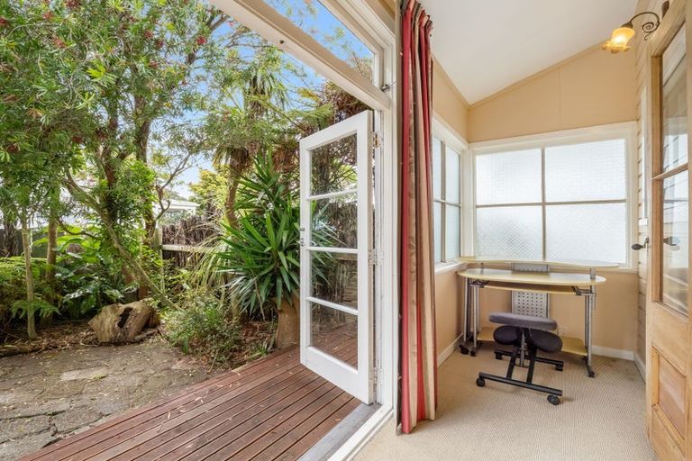 Photo of property in 30 Bignell Street, Gonville, Whanganui, 4501