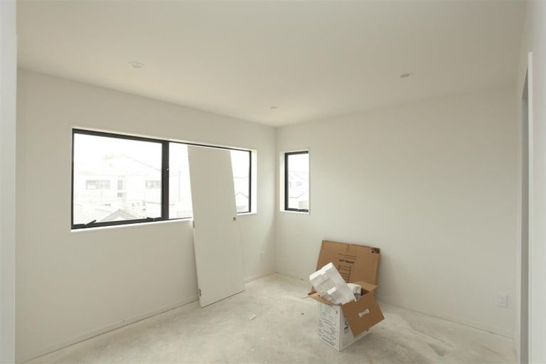 Photo of property in 47 Kairakau Street, Papakura, 2110