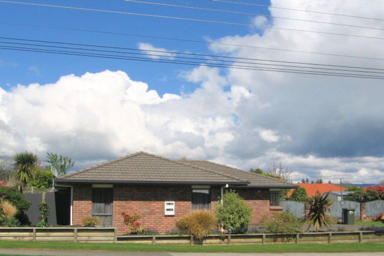 Photo of property in 31 Basley Road, Owhata, Rotorua, 3010