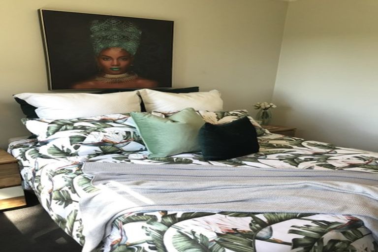 Photo of property in 2/113 Manuka Road, Bayview, Auckland, 0629