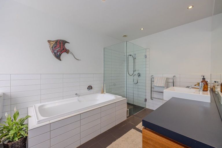 Photo of property in 45 Rob Roy Lane, Wanaka, 9305