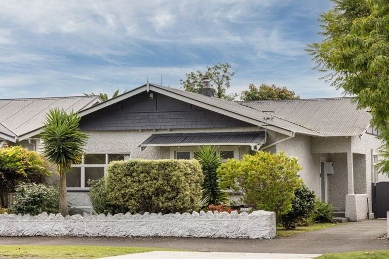 Photo of property in 163 Georges Drive, Napier South, Napier, 4110
