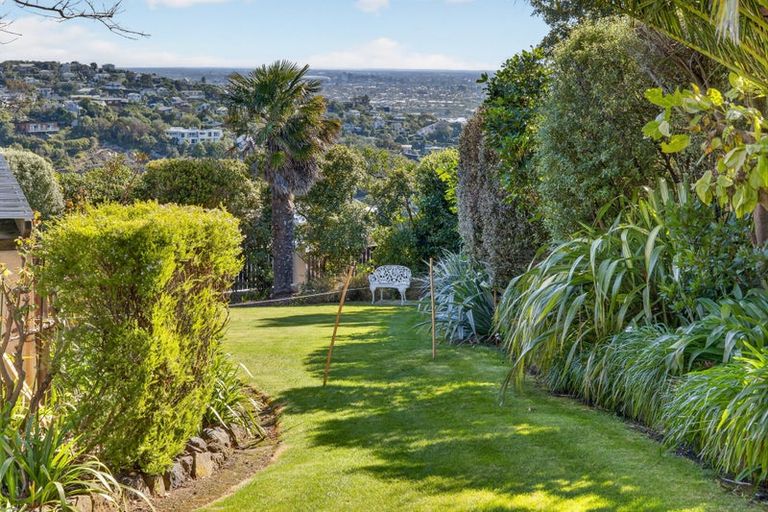 Photo of property in 74 Glenstrae Road, Redcliffs, Christchurch, 8081