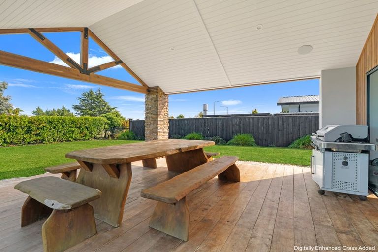 Photo of property in 4 Roles Way, Rolleston, 7615