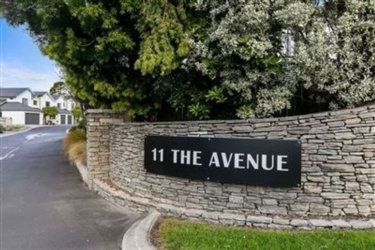 Photo of property in 28/11 The Avenue, Albany, Auckland, 0632