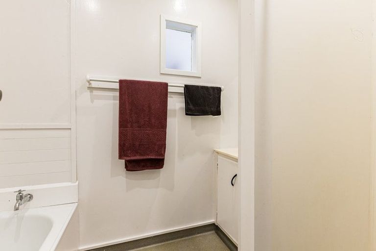 Photo of property in 11b Pump Lane, Whitby, Porirua, 5024