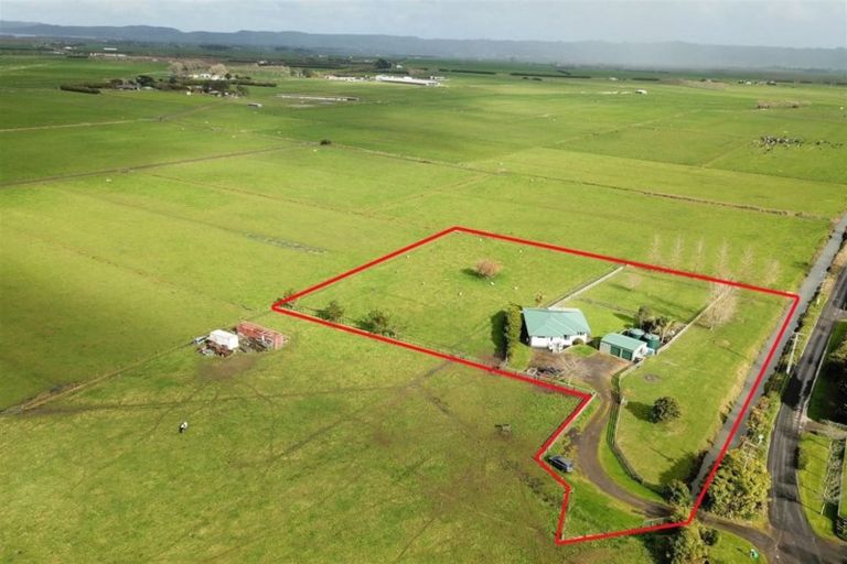 Photo of property in 3 Kitson Road, Aka Aka, Waiuku, 2682