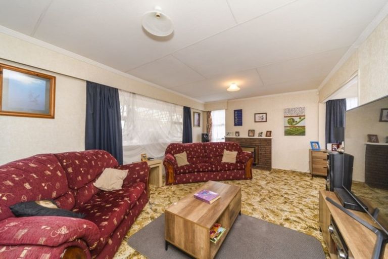 Photo of property in 24 Paradise Place, Milson, Palmerston North, 4414