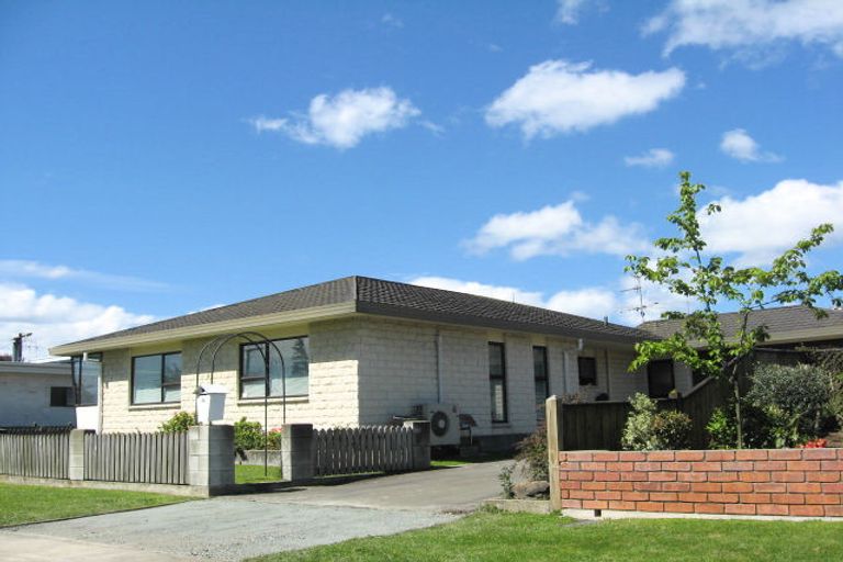 Photo of property in 2/63 Neale Avenue North, Stoke, Nelson, 7011