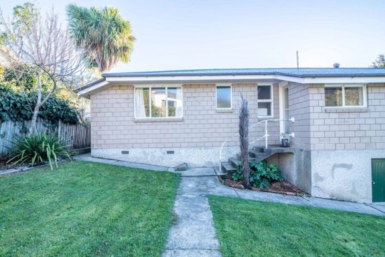 Photo of property in 7 Watson Street, Akaroa, 7520