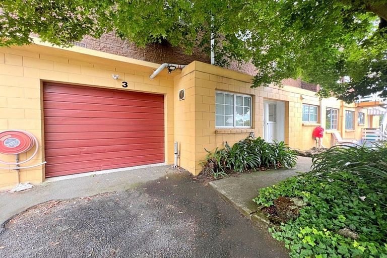 Photo of property in 3/1243 Victoria Street, Whitiora, Hamilton, 3200