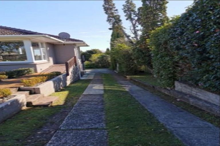 Photo of property in 58 Forest Lake Road, Forest Lake, Hamilton, 3200