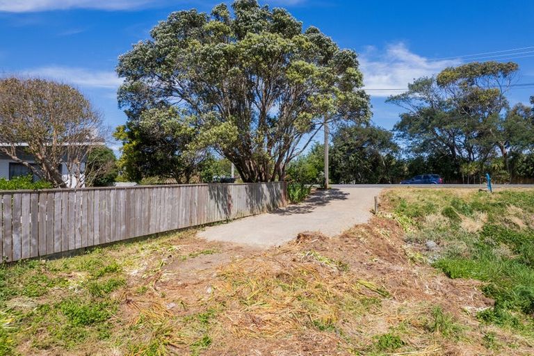 Photo of property in 870 Hokio Beach Road, Hokio Beach, Levin, 5571